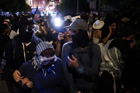 tagreuters.com2025binary_LYNXMPEL5E01M-VIEWIMAGE