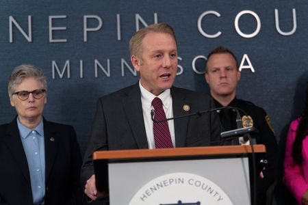 tagreuters.com2025binary_LYNXMPEL5F0YZ-VIEWIMAGE