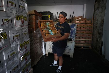 tagreuters.com2025binary_LYNXMPEL5G0KV-VIEWIMAGE