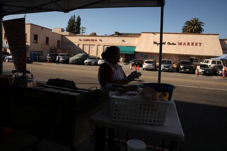 tagreuters.com2025binary_LYNXMPEL5G0KY-VIEWIMAGE