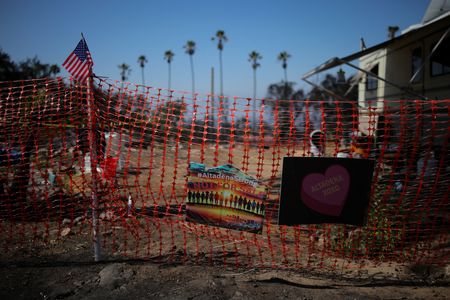 tagreuters.com2025binary_LYNXMPEL620FU-VIEWIMAGE