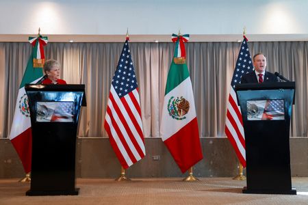 tagreuters.com2025binary_LYNXMPEL6N1F2-VIEWIMAGE