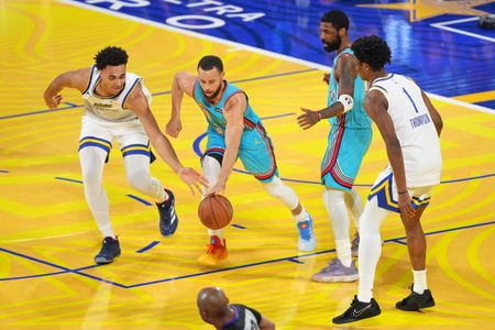 tagreuters.com2025binary_LYNXMPEL6O0F3-VIEWIMAGE