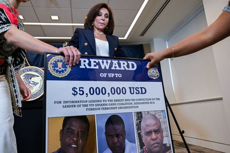 tagreuters.com2025binary_LYNXMPEL7B0XN-VIEWIMAGE