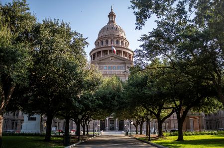 tagreuters.com2025binary_LYNXMPEL7E0P9-VIEWIMAGE