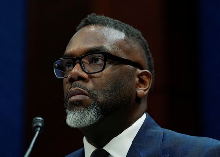 tagreuters.com2025binary_LYNXMPEL7N015-VIEWIMAGE