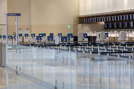 tagreuters.com2025binary_LYNXMPEL7Q0OB-VIEWIMAGE