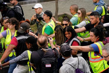 tagreuters.com2025binary_LYNXMPEL7Q0PQ-VIEWIMAGE