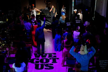 tagreuters.com2025binary_LYNXMPEL8604S-VIEWIMAGE