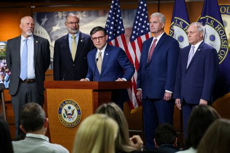 tagreuters.com2025binary_LYNXMPEL9J0O8-VIEWIMAGE