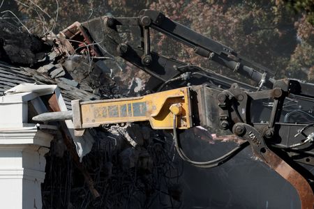 tagreuters.com2025binary_LYNXMPEL9L11M-VIEWIMAGE