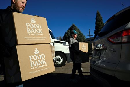 tagreuters.com2025binary_LYNXMPEL9M0U9-VIEWIMAGE