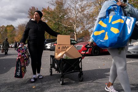 tagreuters.com2025binary_LYNXMPEL9S0TS-VIEWIMAGE