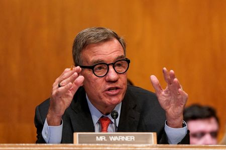 tagreuters.com2025binary_LYNXMPEL9T13O-VIEWIMAGE