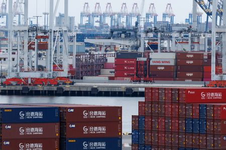 tagreuters.com2025binary_LYNXMPELA41A1-VIEWIMAGE