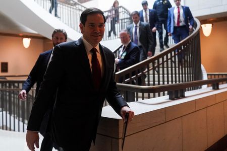 tagreuters.com2025binary_LYNXMPELA41DH-VIEWIMAGE