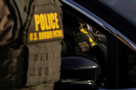 tagreuters.com2025binary_LYNXMPELA601N-VIEWIMAGE