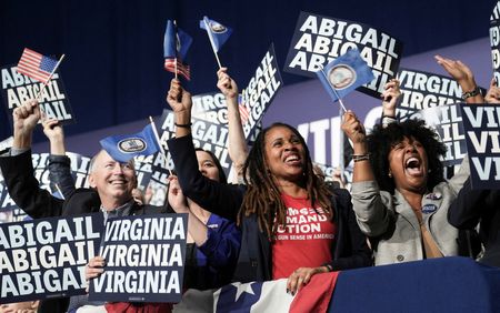 tagreuters.com2025binary_LYNXMPELA60IB-VIEWIMAGE