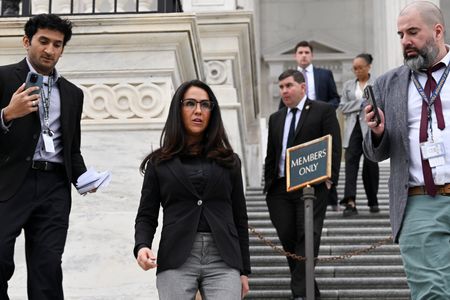 tagreuters.com2025binary_LYNXMPELAH155-VIEWIMAGE