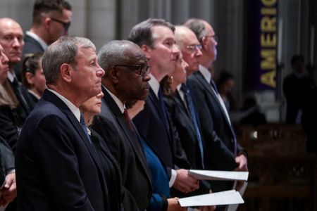 tagreuters.com2025binary_LYNXMPELAJ102-VIEWIMAGE