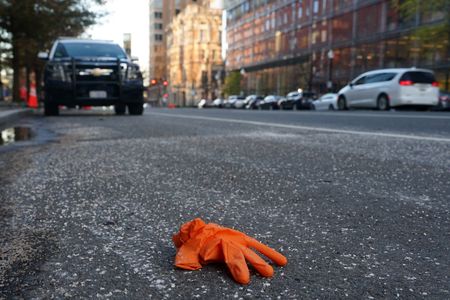 tagreuters.com2025binary_LYNXMPELAR07A-VIEWIMAGE