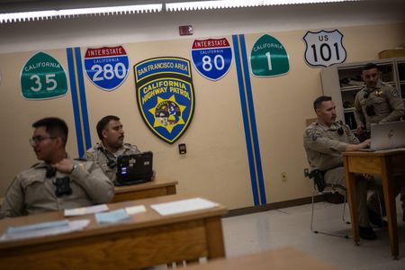 tagreuters.com2025binary_LYNXMPELB10IW-VIEWIMAGE