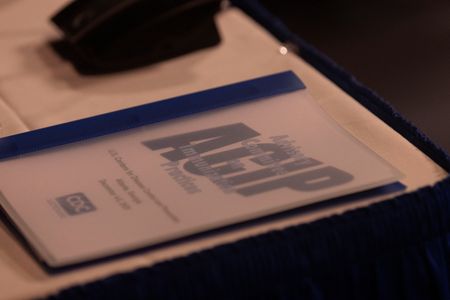 tagreuters.com2025binary_LYNXMPELB4109-VIEWIMAGE