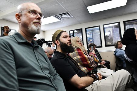 tagreuters.com2025binary_LYNXMPELB8180-VIEWIMAGE