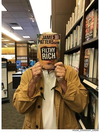 tagreuters.com2025binary_LYNXMPELBC07G-VIEWIMAGE