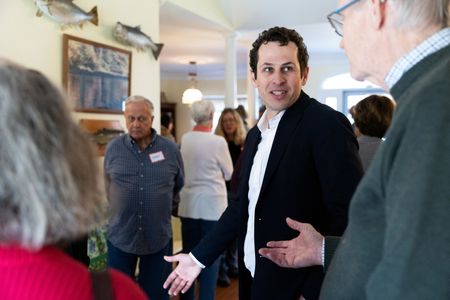 tagreuters.com2025binary_LYNXMPELBH0KJ-VIEWIMAGE