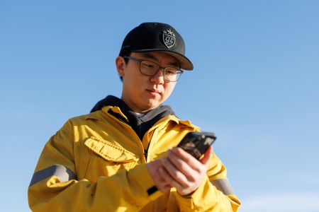 tagreuters.com2025binary_LYNXNPEL0H045-VIEWIMAGE