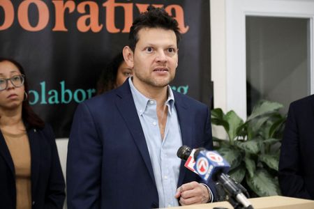 tagreuters.com2025binary_LYNXNPEL0K0VJ-VIEWIMAGE