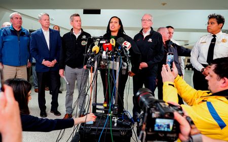 tagreuters.com2025binary_LYNXNPEL0U03W-VIEWIMAGE