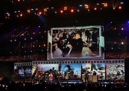 tagreuters.com2025binary_LYNXNPEL0U04G-VIEWIMAGE