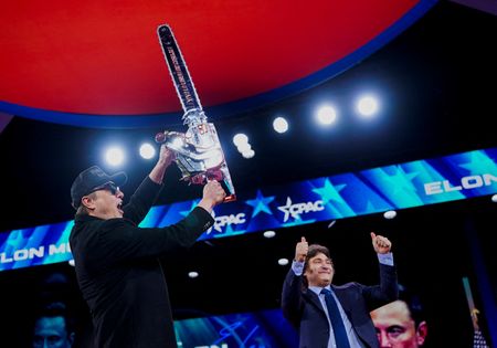 tagreuters.com2025binary_LYNXNPEL1K02Z-VIEWIMAGE