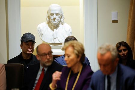 tagreuters.com2025binary_LYNXNPEL1P0PI-VIEWIMAGE