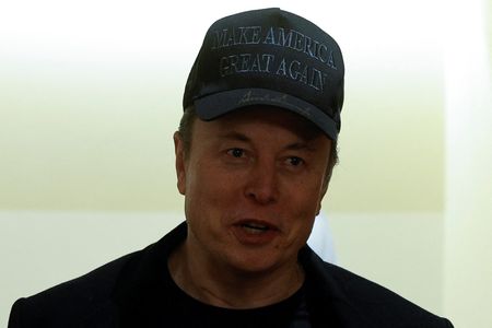 tagreuters.com2025binary_LYNXNPEL1P0PL-VIEWIMAGE