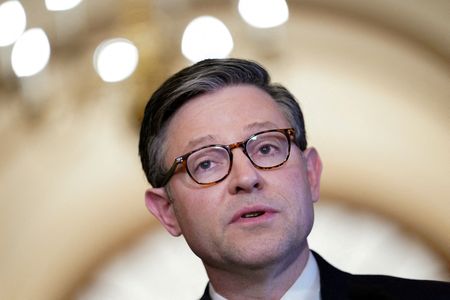 tagreuters.com2025binary_LYNXNPEL1P101-VIEWIMAGE