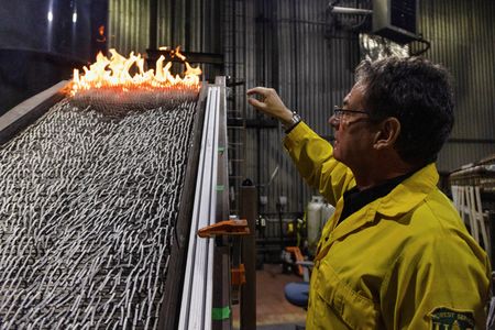 tagreuters.com2025binary_LYNXNPEL1Q0EP-VIEWIMAGE