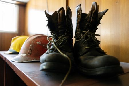 tagreuters.com2025binary_LYNXNPEL1Q0EQ-VIEWIMAGE