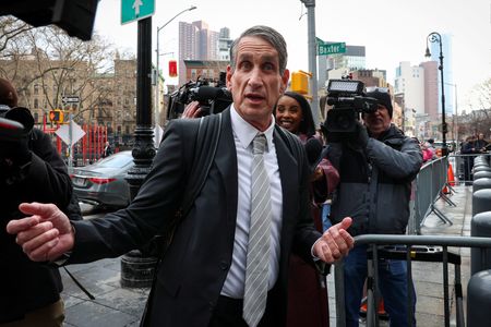 tagreuters.com2025binary_LYNXNPEL230V6-VIEWIMAGE