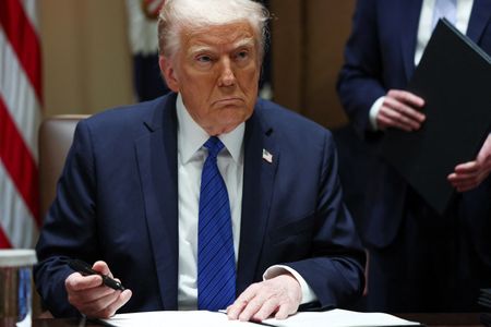 tagreuters.com2025binary_LYNXNPEL2P0VW-VIEWIMAGE