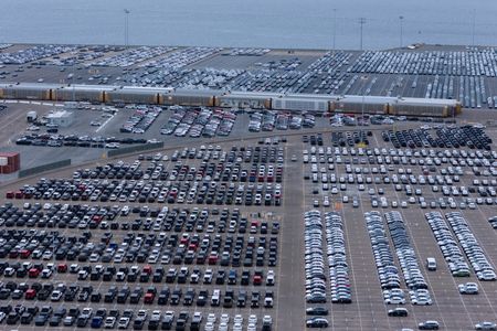 tagreuters.com2025binary_LYNXNPEL2P14B-VIEWIMAGE