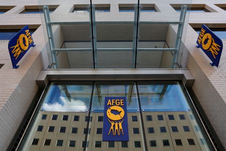 tagreuters.com2025binary_LYNXNPEL2R0SO-VIEWIMAGE