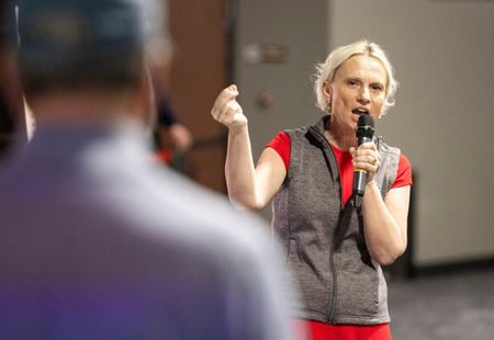 tagreuters.com2025binary_LYNXNPEL2S05I-VIEWIMAGE