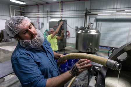 tagreuters.com2025binary_LYNXNPEL2S0A0-VIEWIMAGE