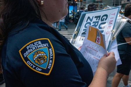 tagreuters.com2025binary_LYNXNPEL360L0-VIEWIMAGE