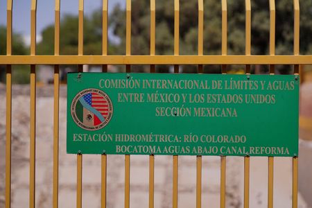 tagreuters.com2025binary_LYNXNPEL3A0Z8-VIEWIMAGE