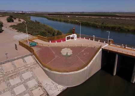 tagreuters.com2025binary_LYNXNPEL3A0ZG-VIEWIMAGE