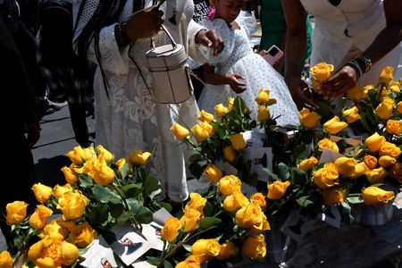 tagreuters.com2025binary_LYNXNPEL4O040-VIEWIMAGE